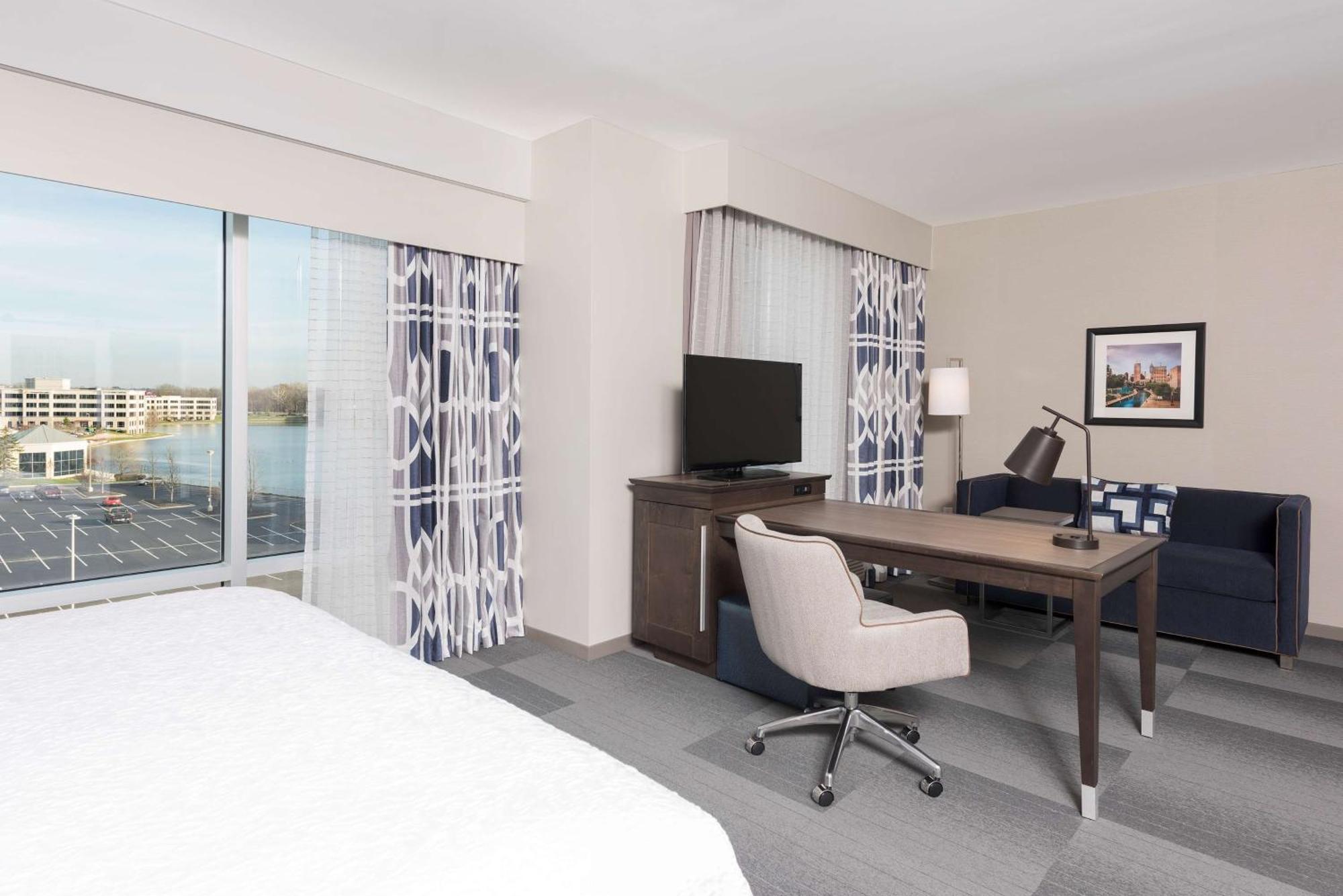Hampton Inn & Suites Indianapolis-Keystone, In Экстерьер фото