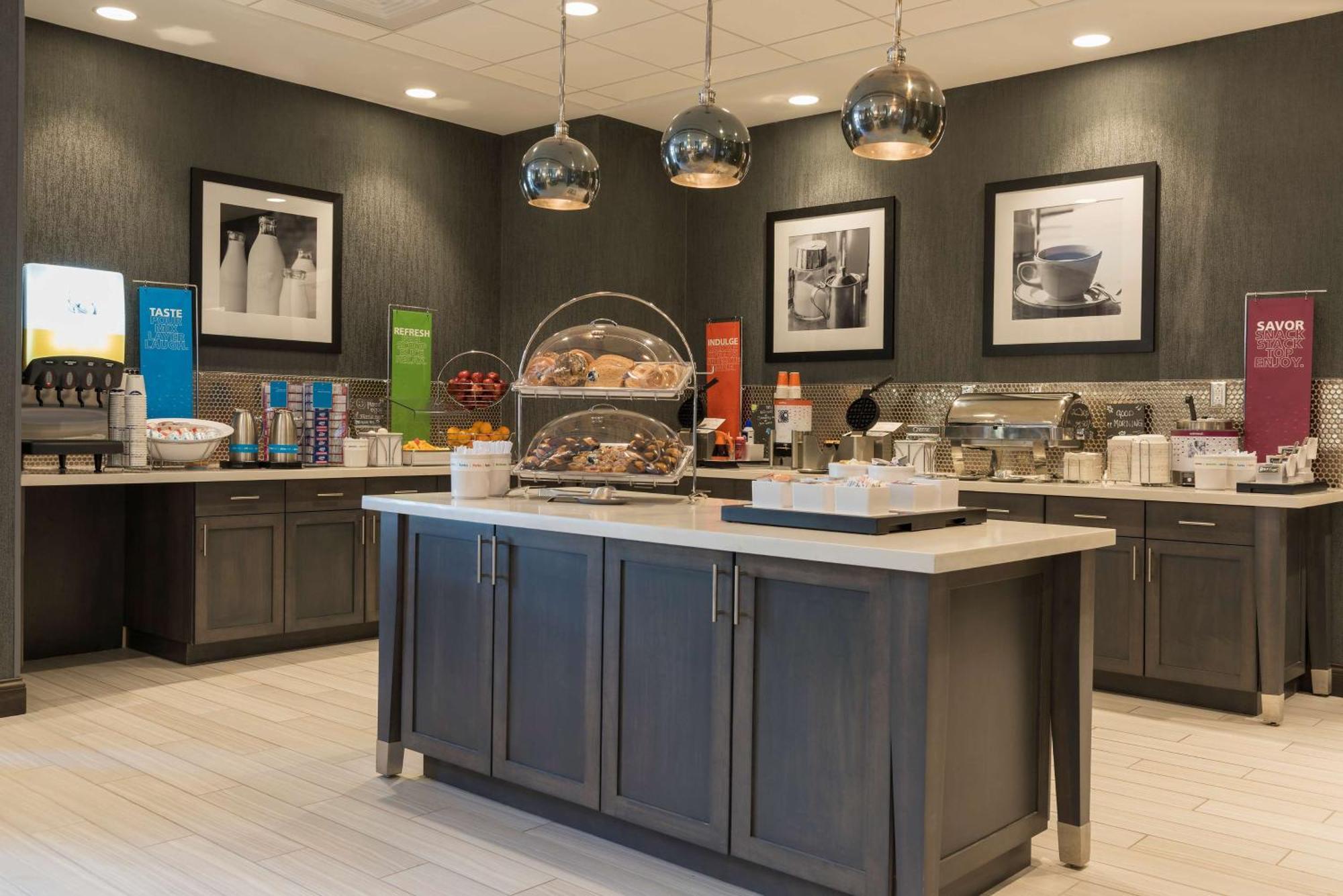Hampton Inn & Suites Indianapolis-Keystone, In Экстерьер фото